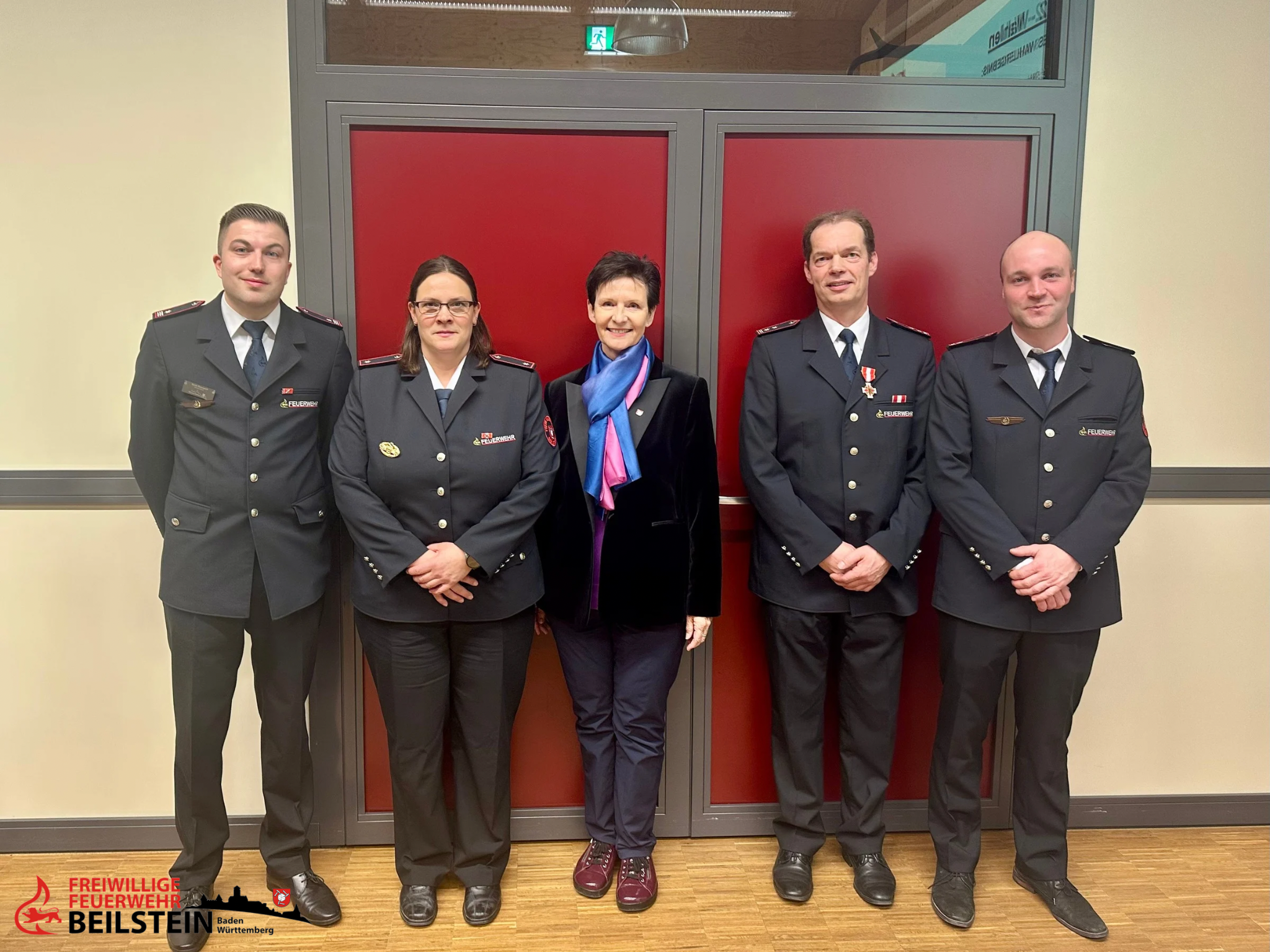 Kommandanten und Bürgermeisterin der FFW Beilstein